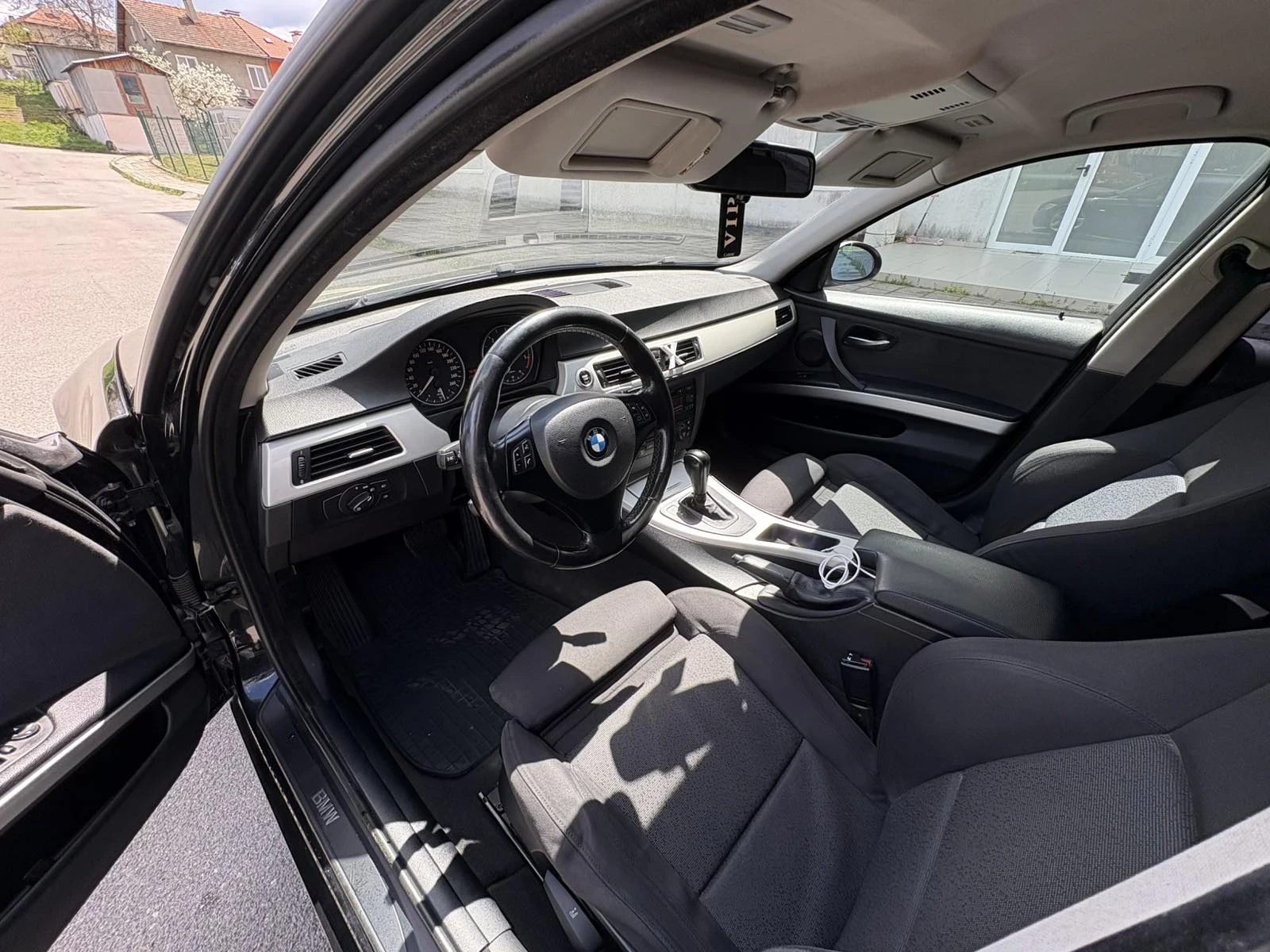 BMW 320, снимка 4 - Автомобили и джипове - 54394780