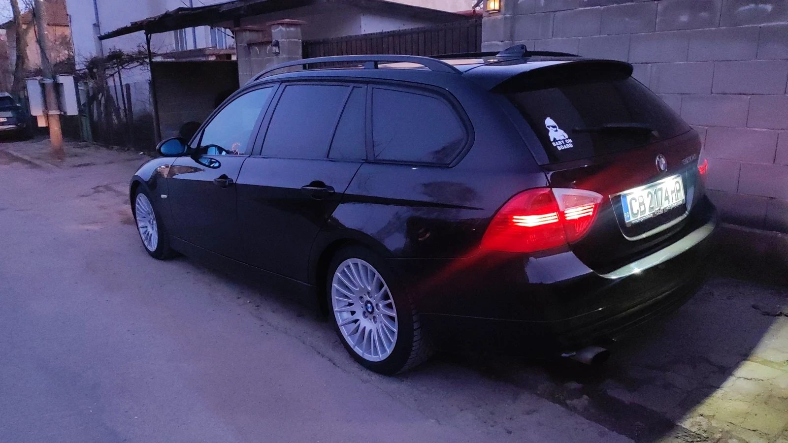 BMW 320, снимка 8 - Автомобили и джипове - 54394780