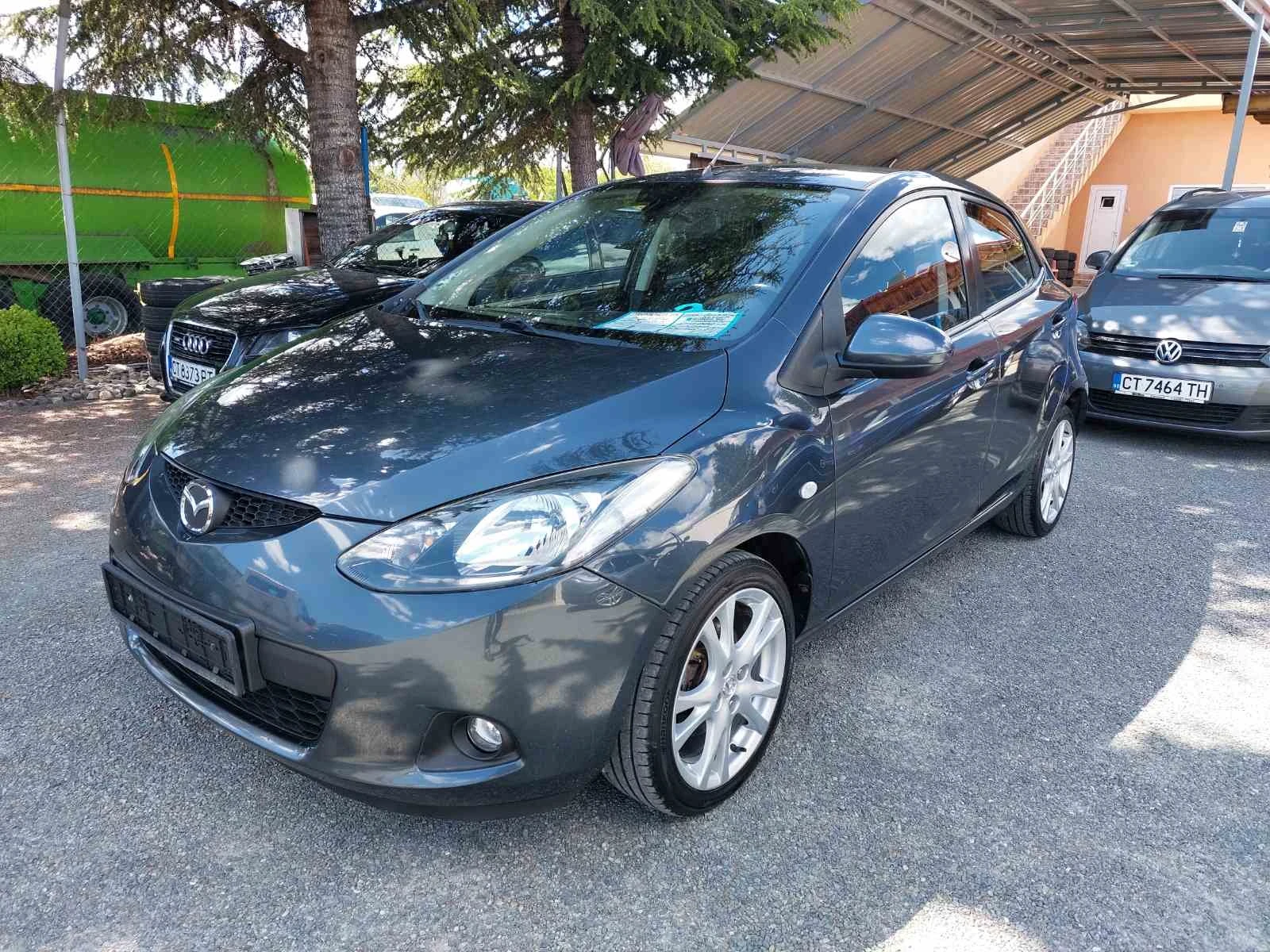Mazda 2 1.3i, вер. мотор, снимка 2 - Автомобили и джипове - 54598666