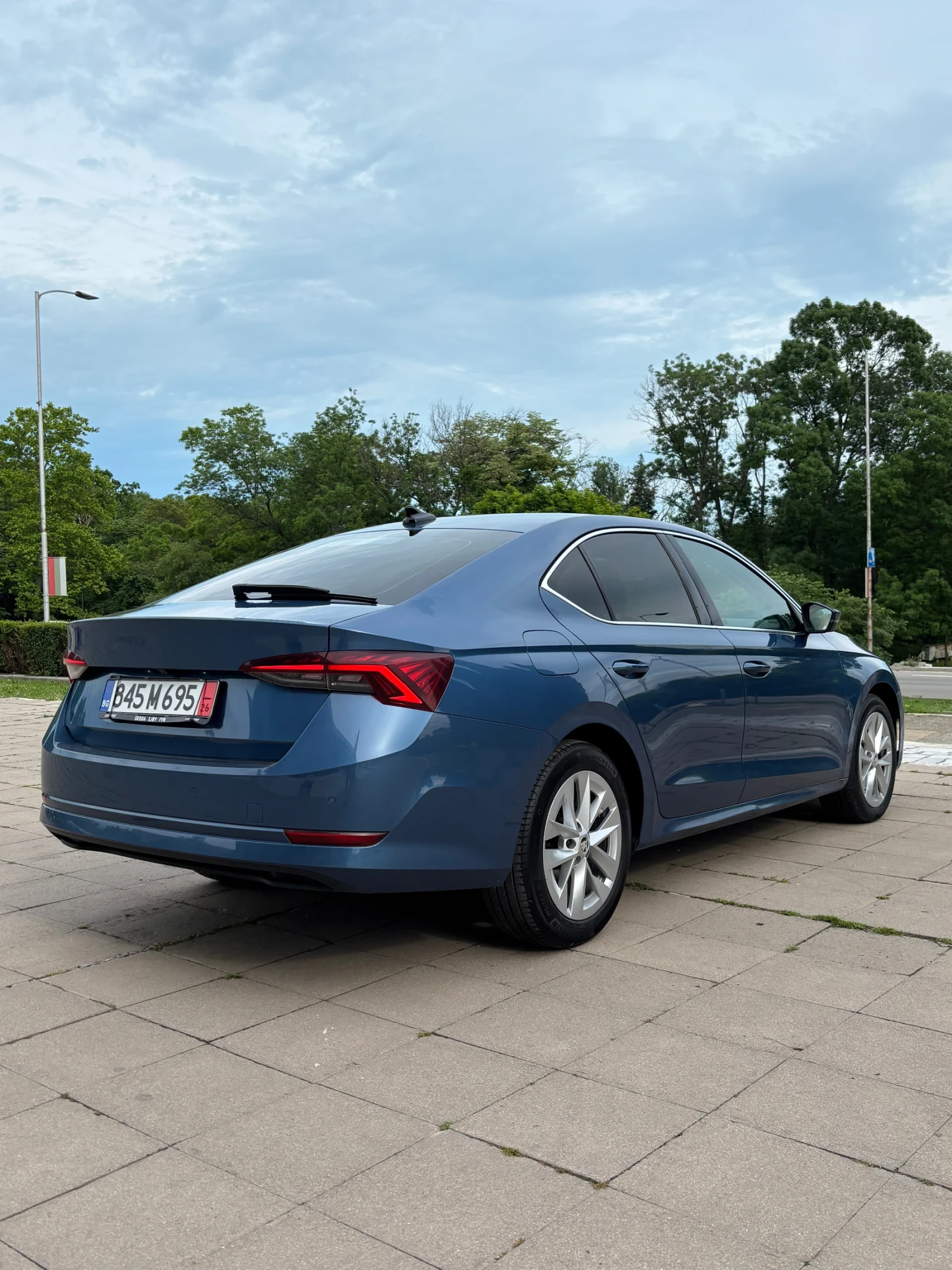 Skoda Octavia 2.0 TDI DIGITAL DISTRONIC CAMERA CARPLAY , снимка 6 - Автомобили и джипове - 54742690