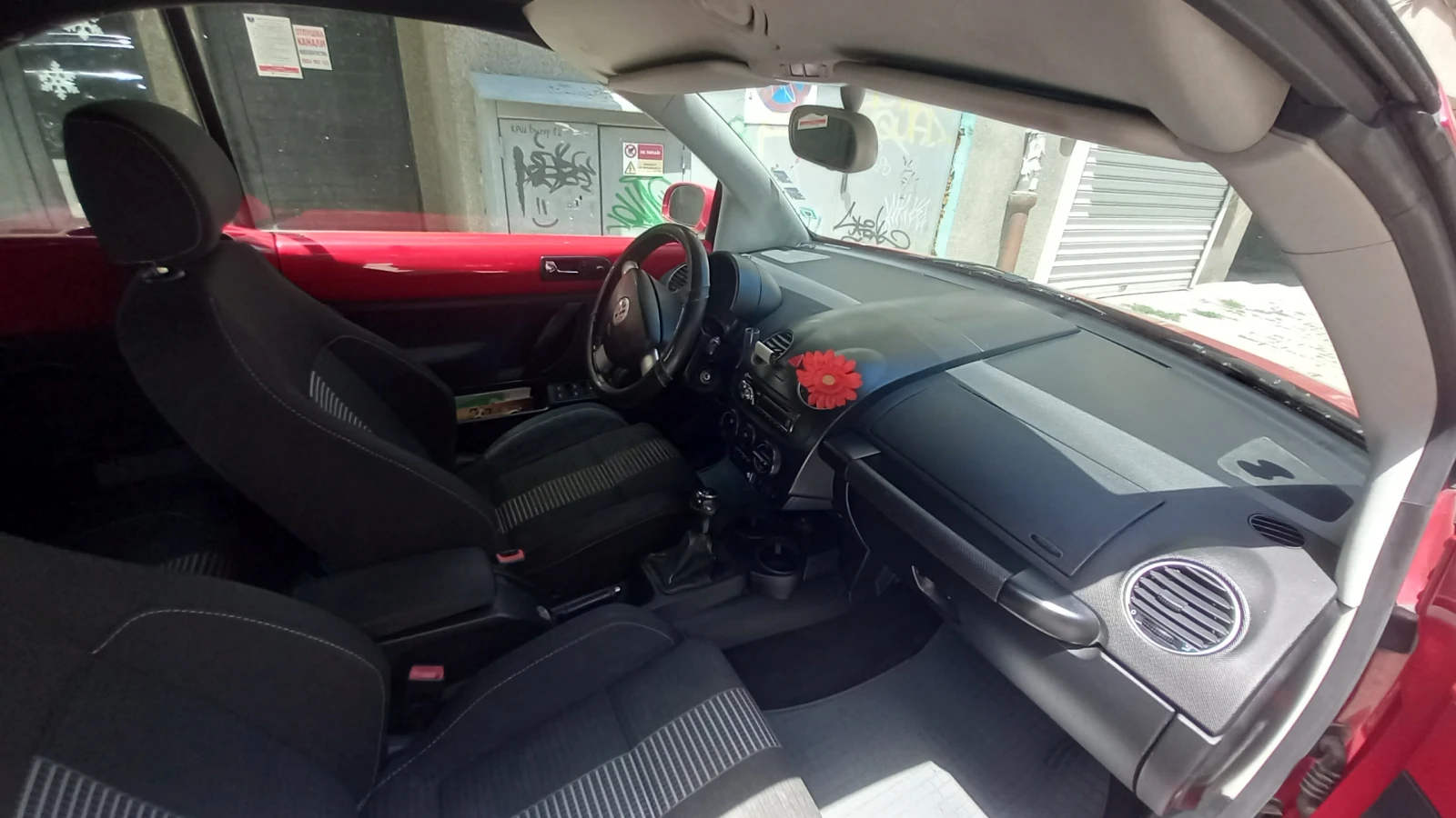 VW Beetle, снимка 6 - Автомобили и джипове - 55250233