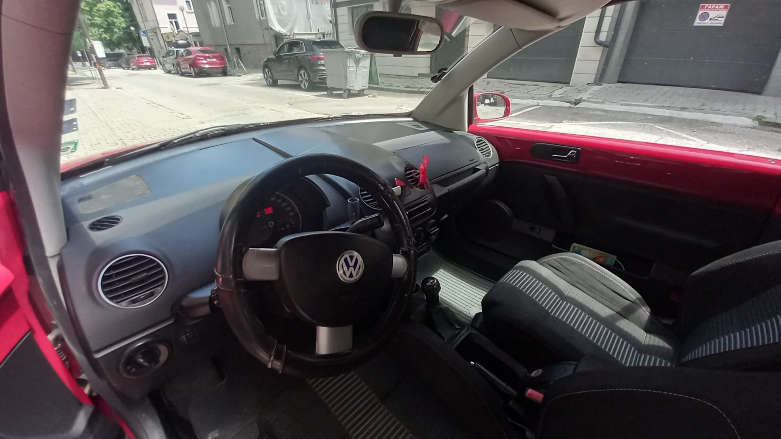 VW Beetle, снимка 5 - Автомобили и джипове - 55250233