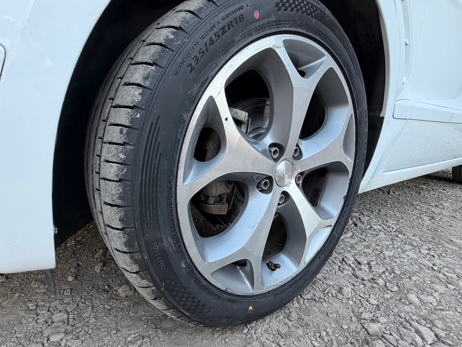 Ford S-Max 2.0TDCI* TITANIUM* FACE* LED* 6SPEED, снимка 14 - Автомобили и джипове - 55754622