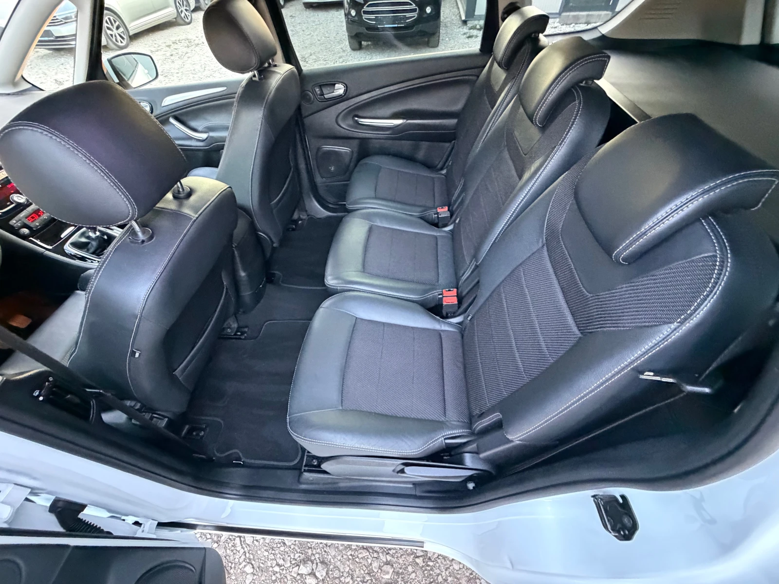 Ford S-Max 2.0TDCI* TITANIUM* FACE* LED* 6SPEED, снимка 9 - Автомобили и джипове - 55754622