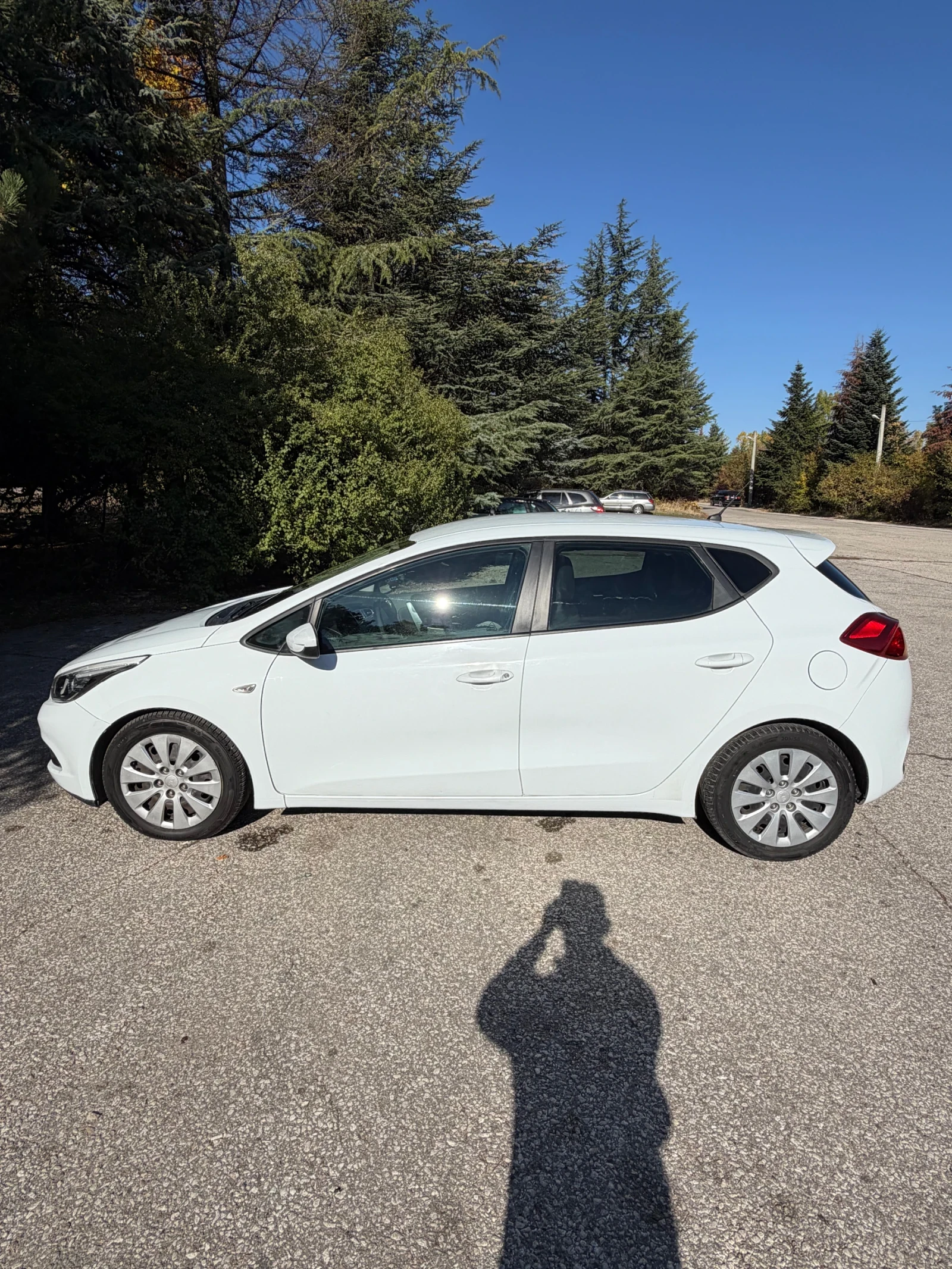 Kia Ceed 1.4crdi, снимка 7 - Автомобили и джипове - 56594624