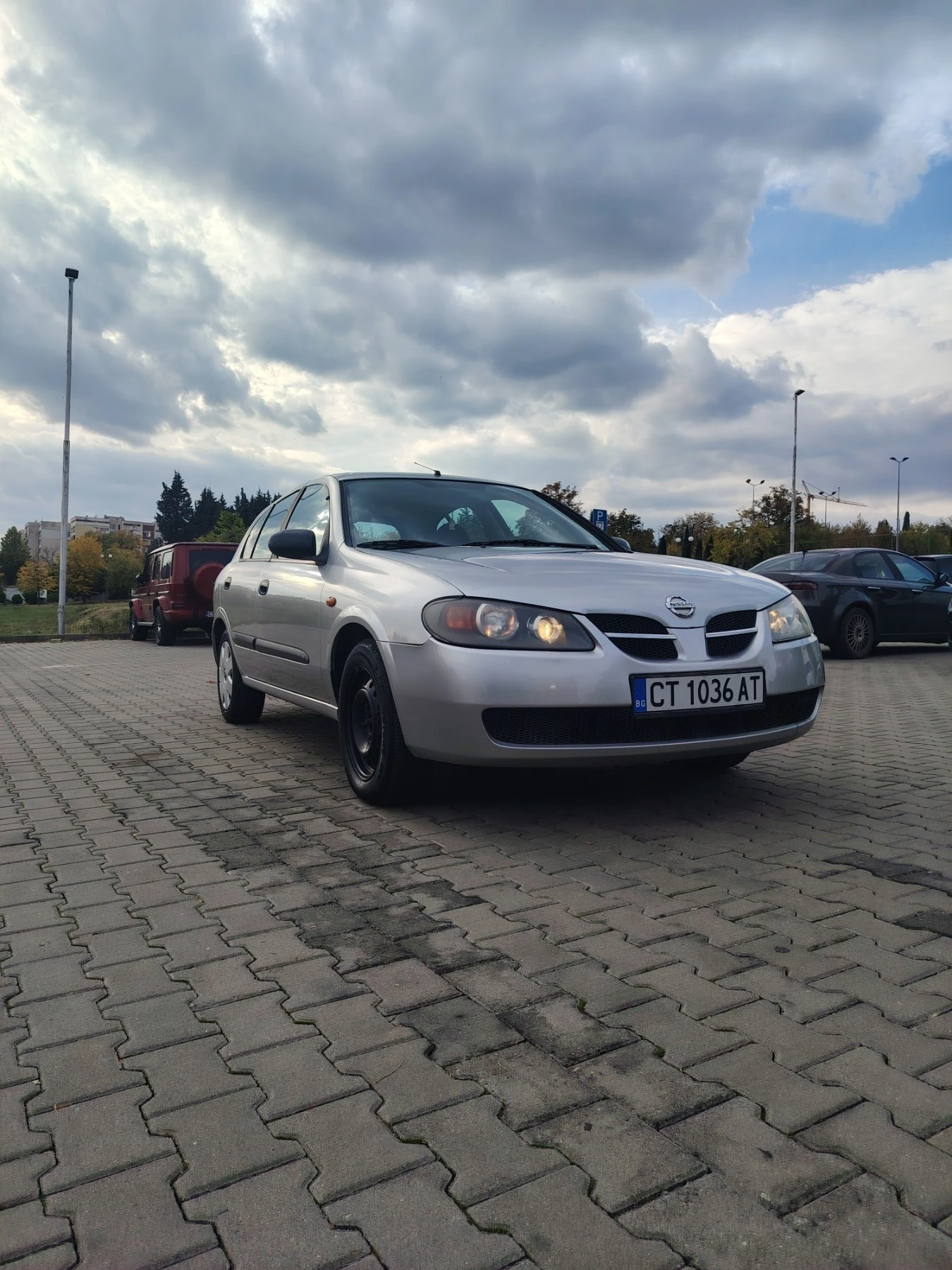 Nissan Almera, снимка 2 - Автомобили и джипове - 56661289