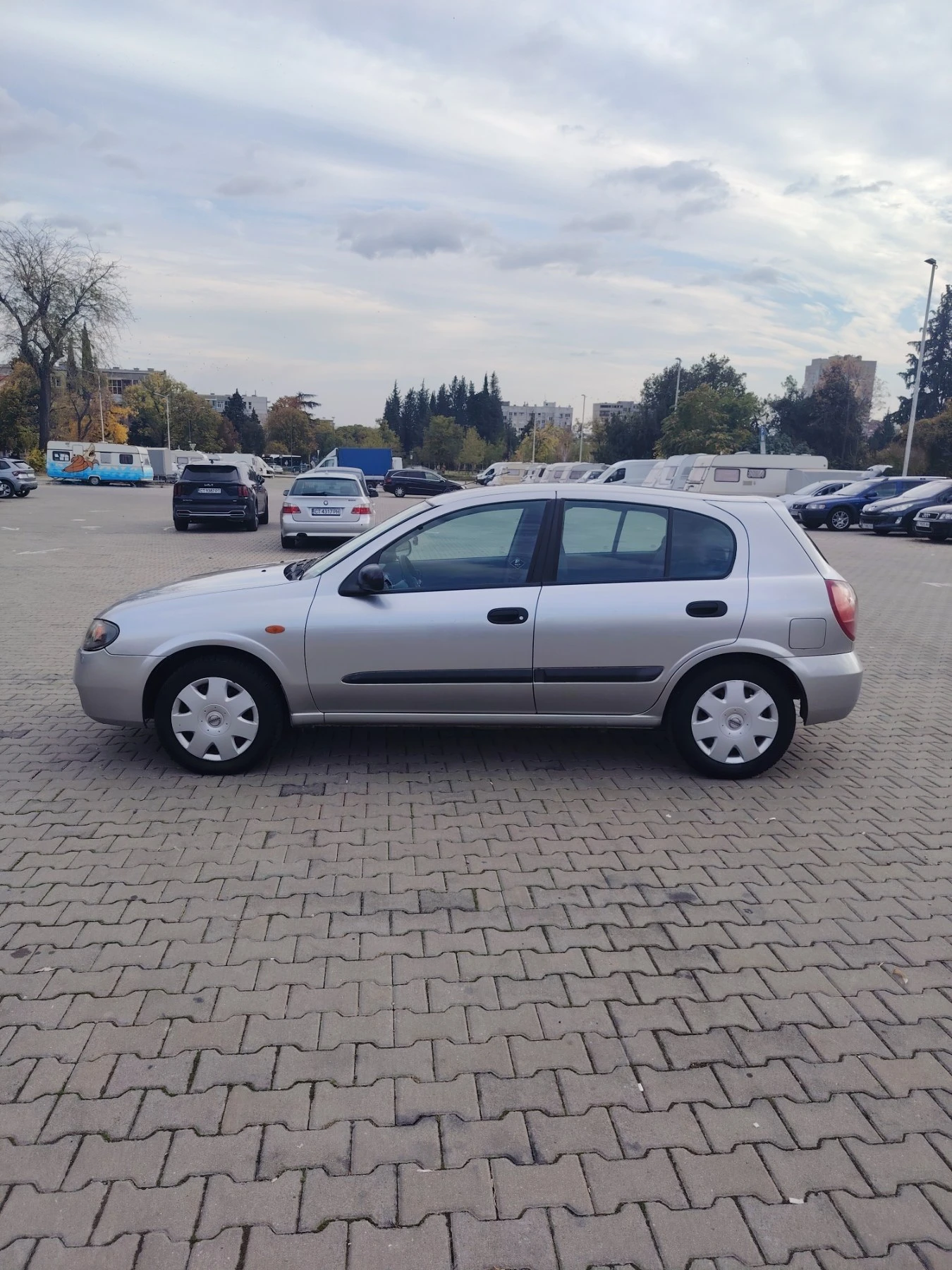 Nissan Almera, снимка 3 - Автомобили и джипове - 56661289