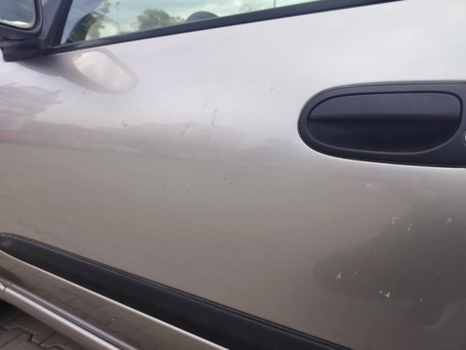 Nissan Almera, снимка 14 - Автомобили и джипове - 56661289
