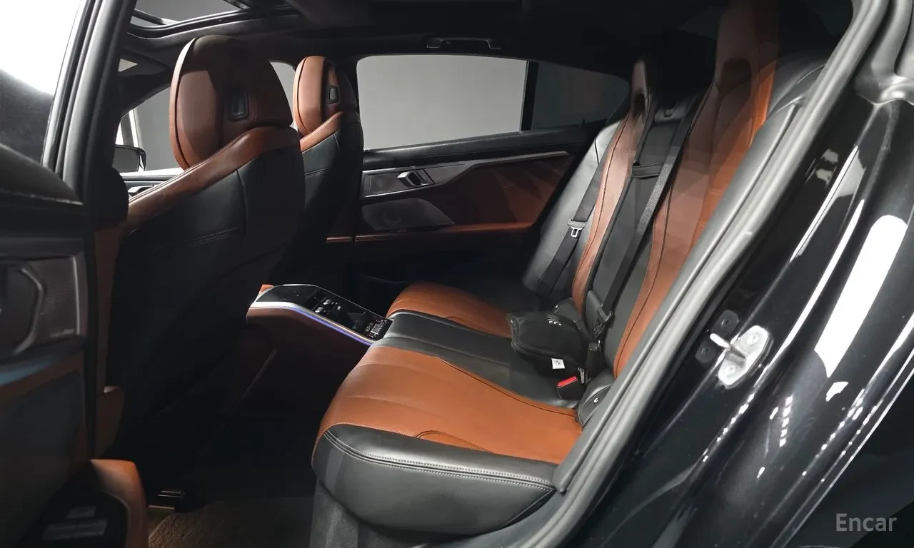 BMW 850 xDrive Grand Coupe, снимка 10 - Автомобили и джипове - 56682370