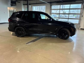 BMW X5 * M60i xDrive * ДИСТРОНИК * 360 * H/K * ОБДУХВАНЕ, снимка 3