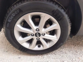 Kia Stonic * * EURO-6D* * 6-СКОРОСТИ * * КАМЕРА* * , снимка 14
