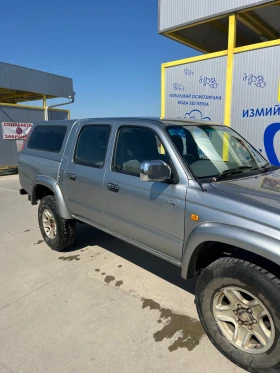 Toyota Hilux  | Mobile.bg    2