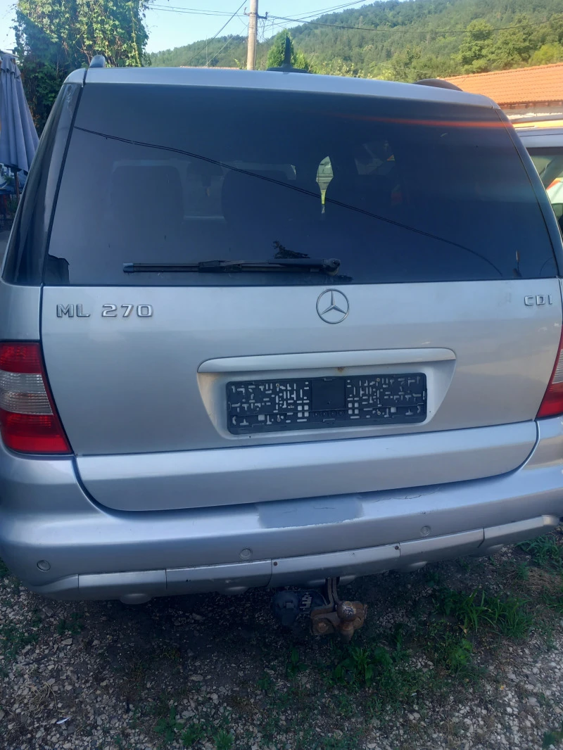 Mercedes-Benz ML 270 Cdi, снимка 6 - Автомобили и джипове - 47529535