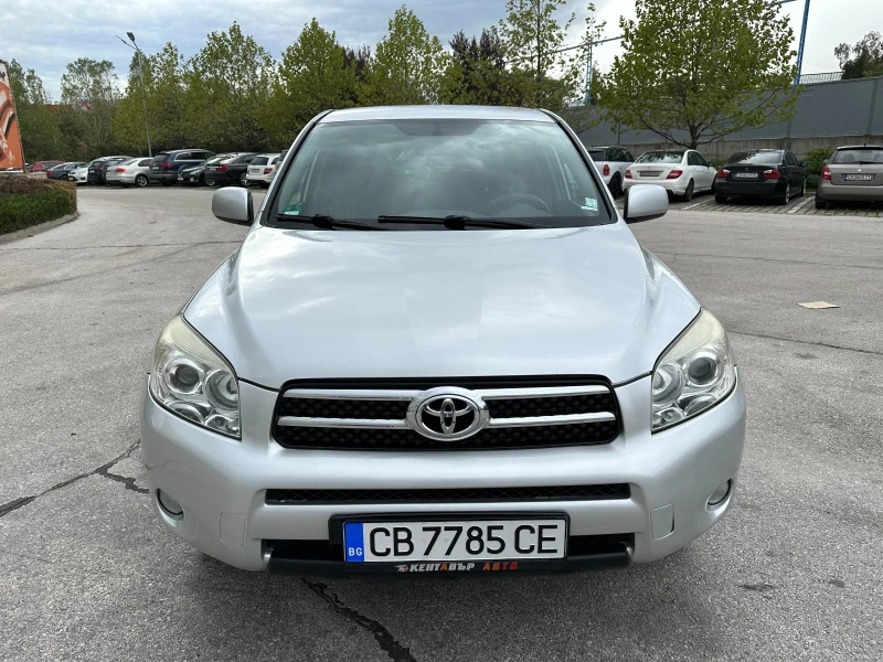 Toyota Rav4, снимка 7 - Автомобили и джипове - 47523335