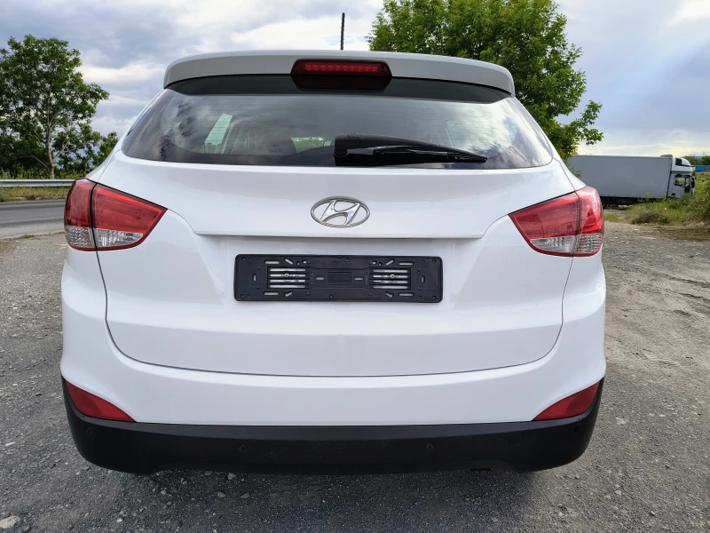 Hyundai IX35 1.7- FACELIFT 6 ск, снимка 6 - Автомобили и джипове - 50449989