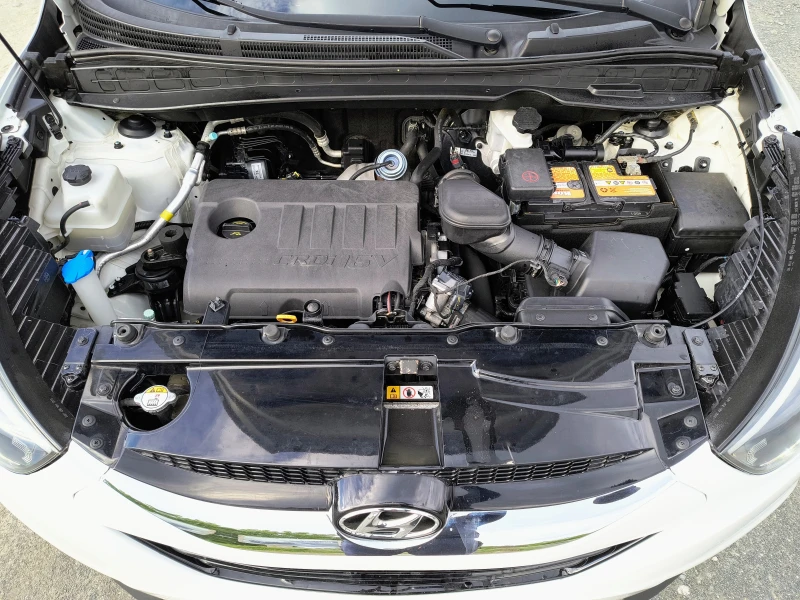 Hyundai IX35 1.7- FACELIFT 6 ск, снимка 14 - Автомобили и джипове - 50449989