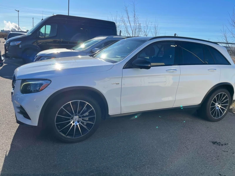 Mercedes-Benz GLC * AMG 43 * CARFAX * БЕЗ ПЪРВОНАЧАЛНА ВНОСКА, снимка 2 - Автомобили и джипове - 52894699