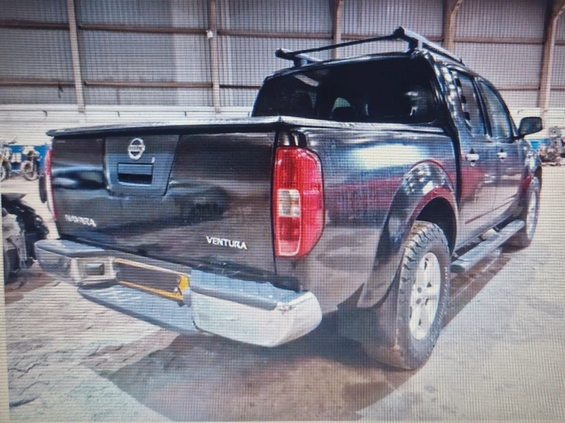 Nissan Navara 2.5 dCI Aventura , снимка 5 - Автомобили и джипове - 53060209