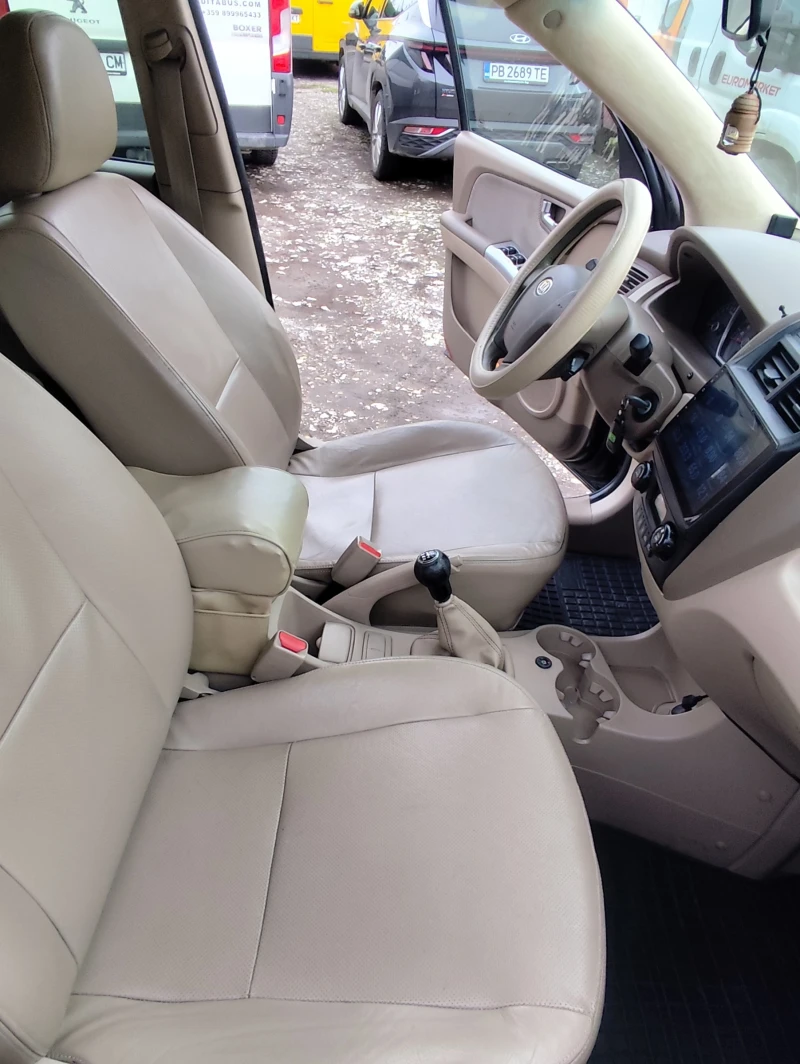 Kia Sportage Бензин/газ, снимка 8 - Автомобили и джипове - 53476367