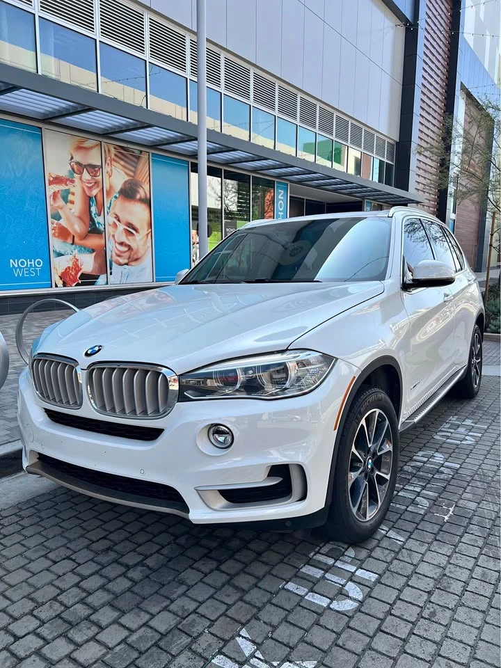 BMW X5 * N55 * 8ZF (CARFAX) * АВТО КРЕДИТ, снимка 1 - Автомобили и джипове - 49438899