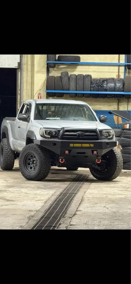 Toyota Tacoma * * Access Cab* * V8 AWD* * Video* * , снимка 8 - Автомобили и джипове - 53168261