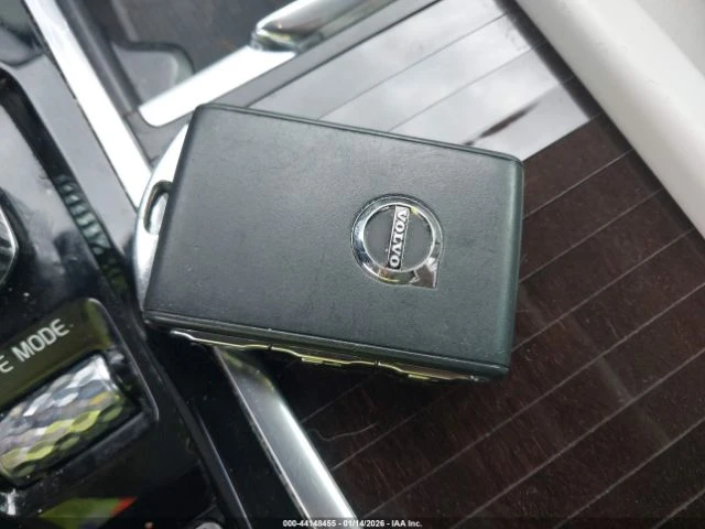 Volvo Xc90 T5 MOMENTUM* PANORAMA* ПОДГРЕВ* , снимка 13 - Автомобили и джипове - 53448104