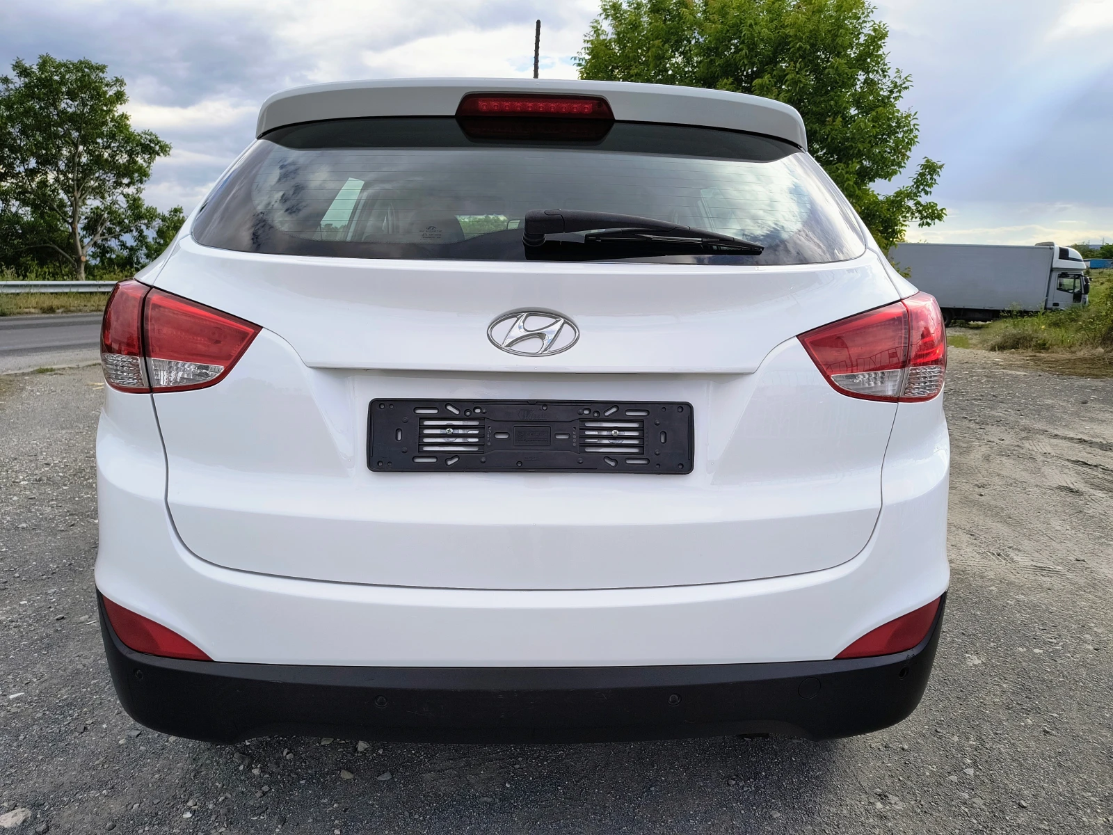 Hyundai IX35 1.7-116 КС FACELIFT 6 ск - изображение 6