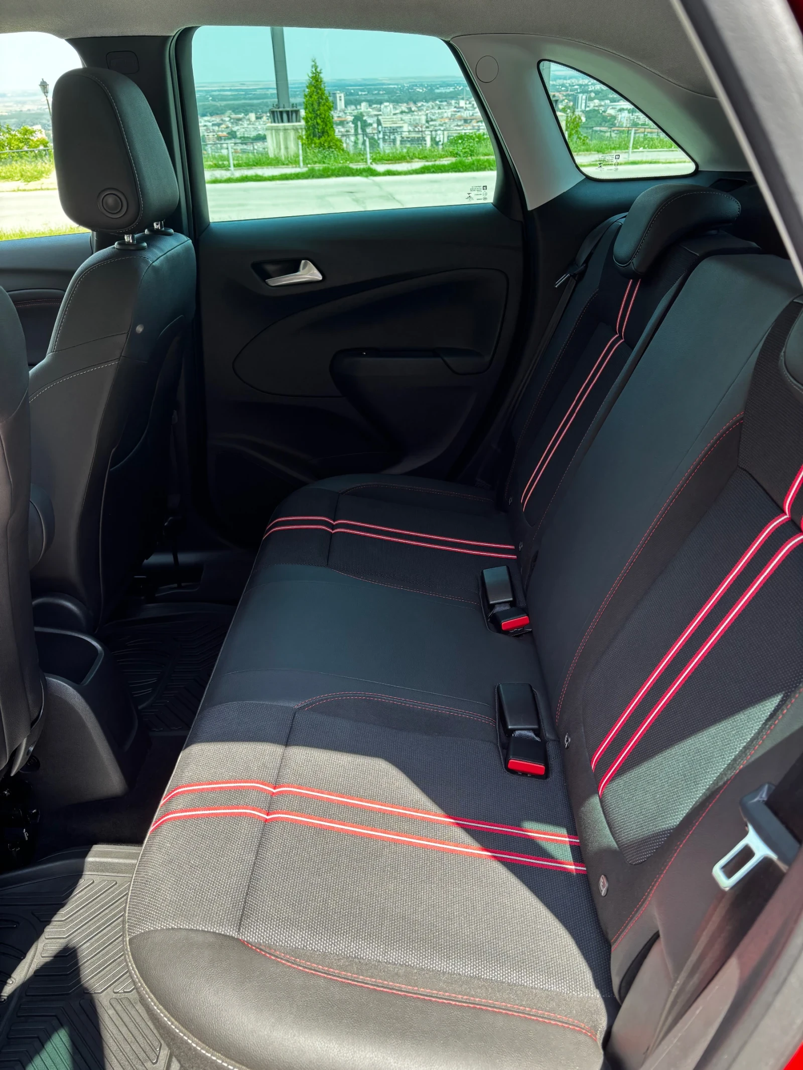 Opel Crossland X  - изображение 5