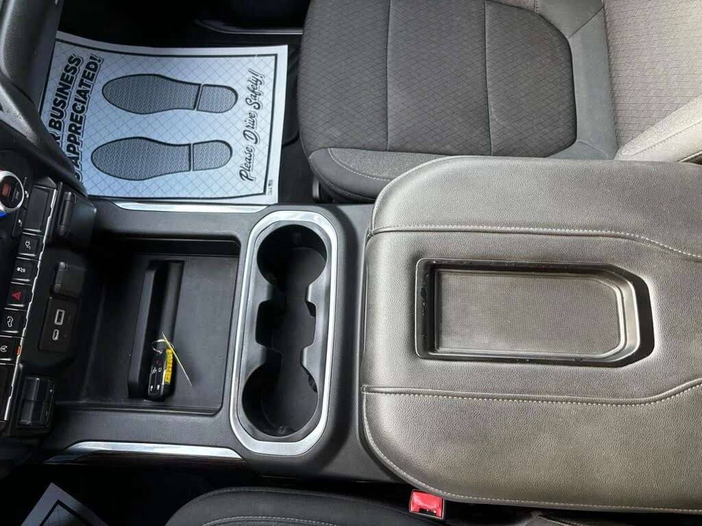 Gmc Sierra 1500 ELEVATION CREW CAB 4WD - изображение 8