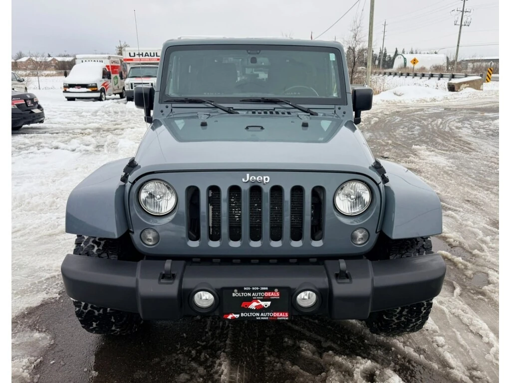 Jeep Wrangler * SAHARA* 2DR* AUTO* AWD* 1 ОWNER - изображение 2