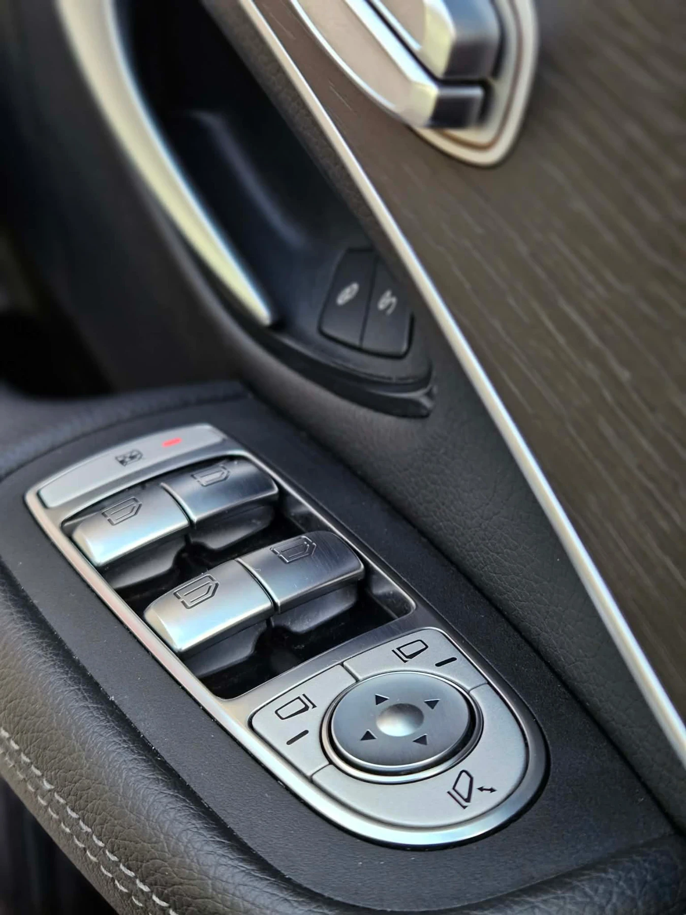 Mercedes-Benz GLC 220 2.2, снимка 11 - Автомобили и джипове - 53916222