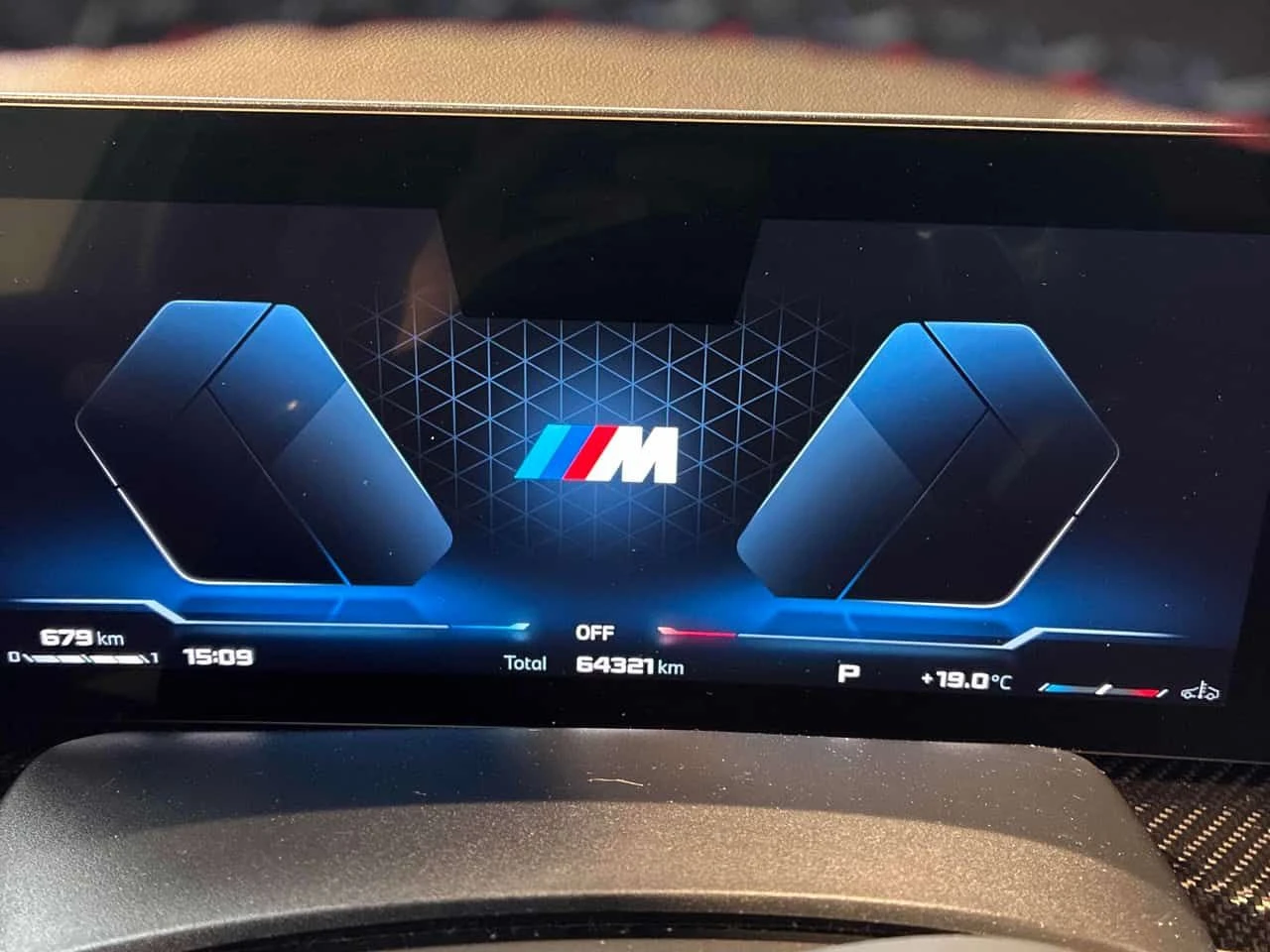 BMW X5 * M60i xDrive * ДИСТРОНИК * 360 * H/K * ОБДУХВАНЕ, снимка 15 - Автомобили и джипове - 54034649