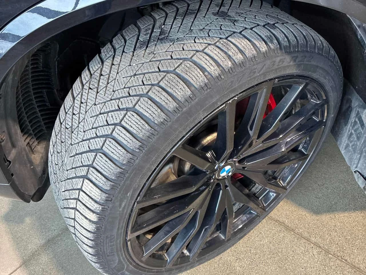 BMW X5 * M60i xDrive * ДИСТРОНИК * 360 * H/K * ОБДУХВАНЕ, снимка 7 - Автомобили и джипове - 54034649