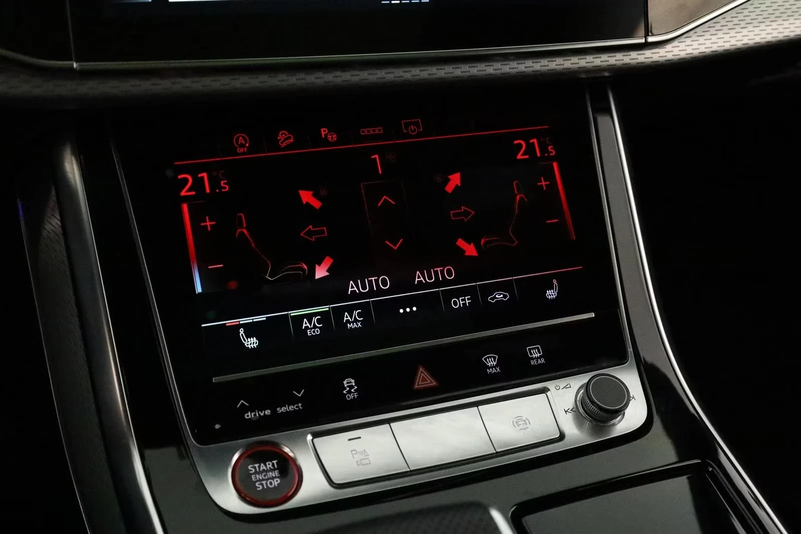 Audi SQ8 TFSI QUATTRO MATRIX B&O PANORAMA 360-CAM, снимка 10 - Автомобили и джипове - 55478548