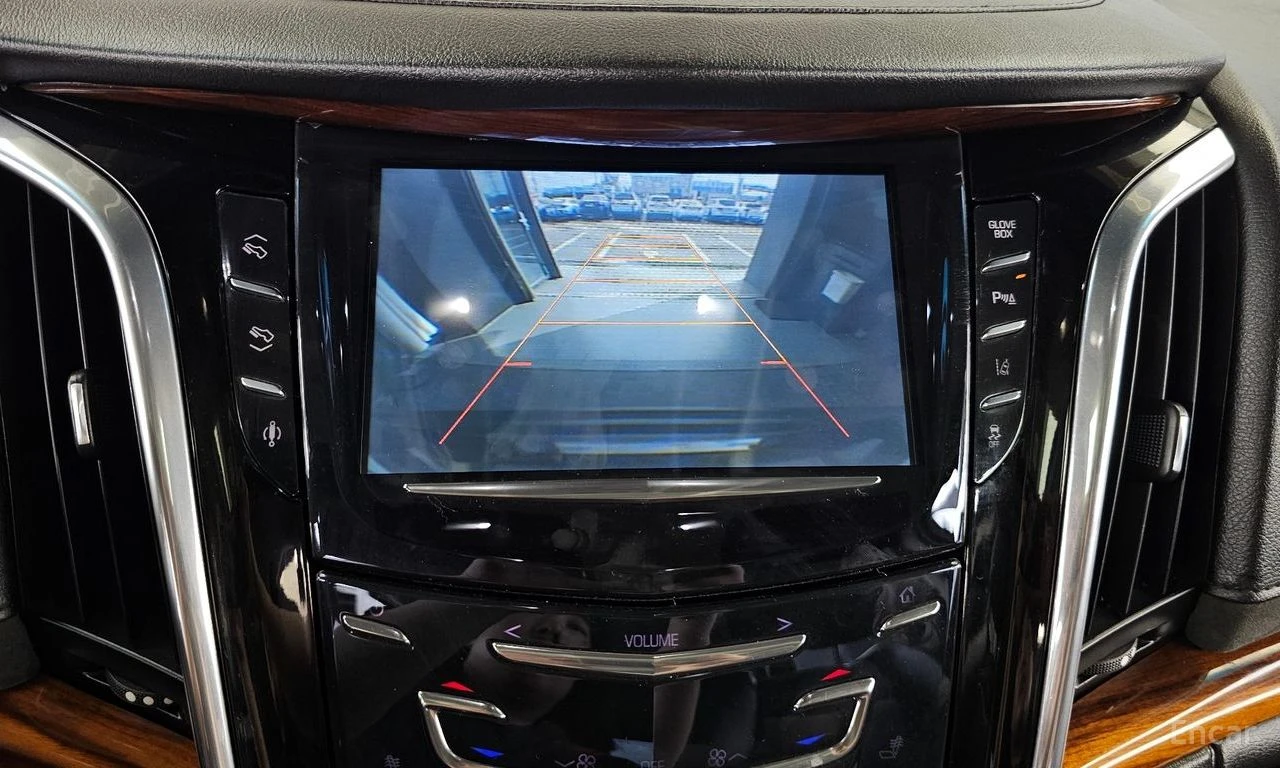 Cadillac Escalade 6.2* V8* ОБДУХВАНЕ* ДИГИТАЛНО* ТАБЛО* 360КАМЕРА* , снимка 9 - Автомобили и джипове - 55740509
