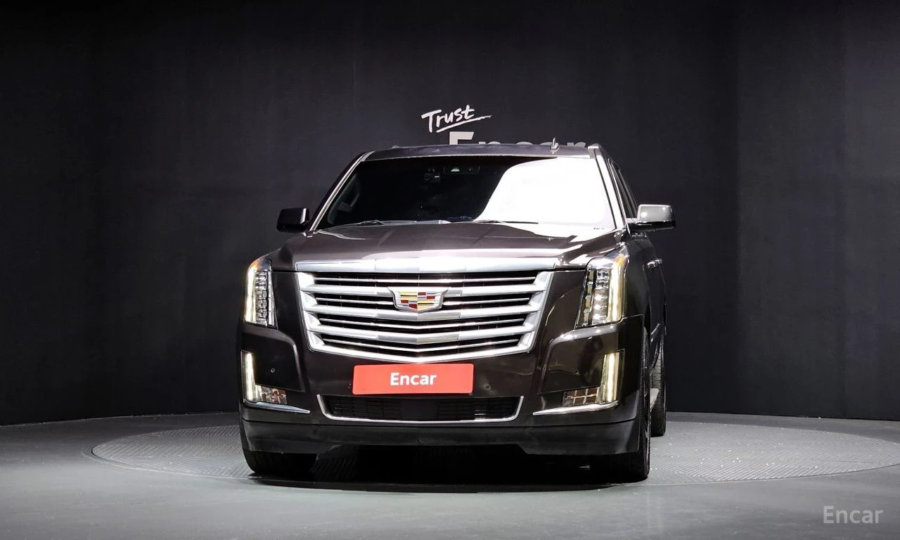 Cadillac Escalade 6.2* V8* ОБДУХВАНЕ* ДИГИТАЛНО* ТАБЛО* 360КАМЕРА* , снимка 3 - Автомобили и джипове - 55740509