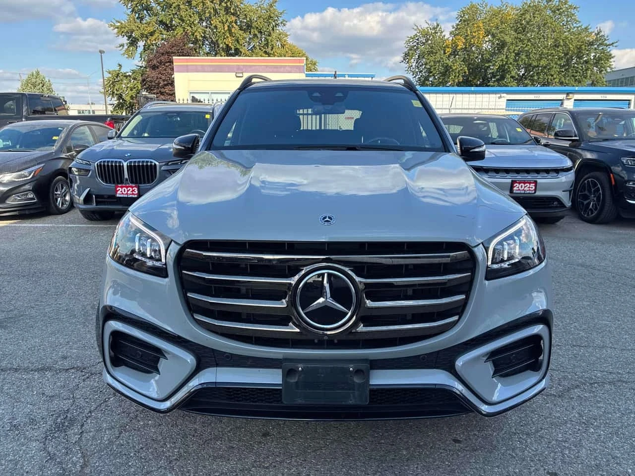 Mercedes-Benz GLS580 | CARFAX | БЕЗ ИНЦИДЕНТИ, снимка 2 - Автомобили и джипове - 56321967