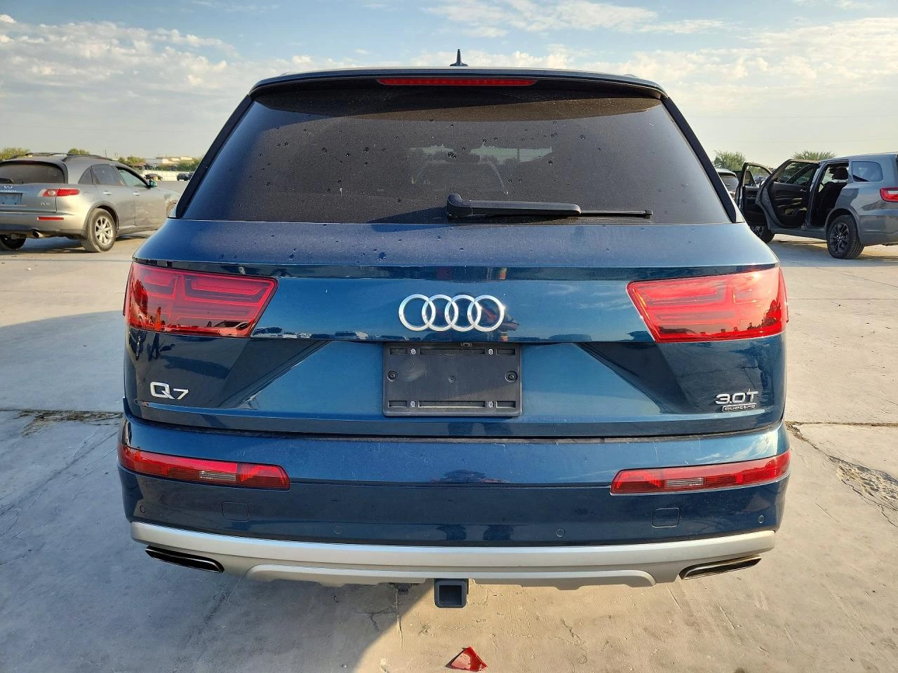 Audi Q7 3.0l Premium Plus, снимка 6 - Автомобили и джипове - 56350363