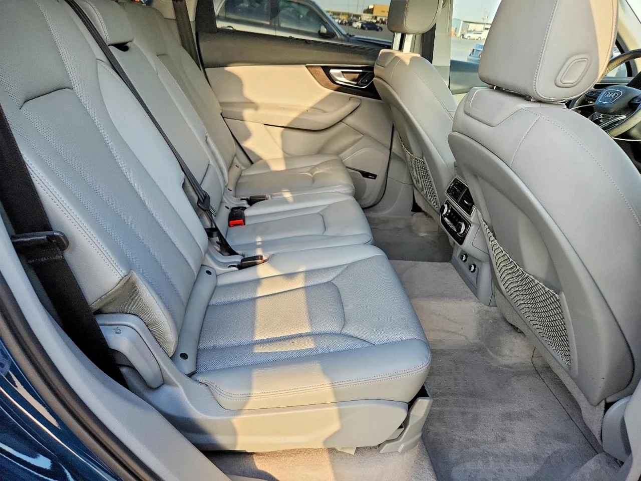 Audi Q7 3.0l Premium Plus, снимка 10 - Автомобили и джипове - 56350363