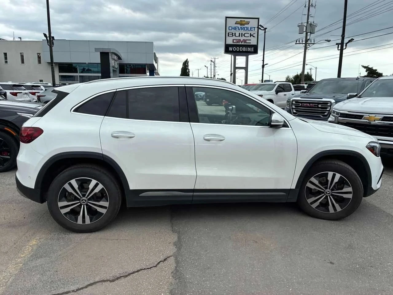 Mercedes-Benz GLA 250, снимка 4 - Автомобили и джипове - 56731882