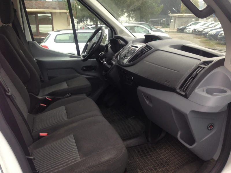 Ford Transit 12места/2.2D/155кс/Камера/Климатизация/Еuro6, снимка 4 - Бусове и автобуси - 52318841