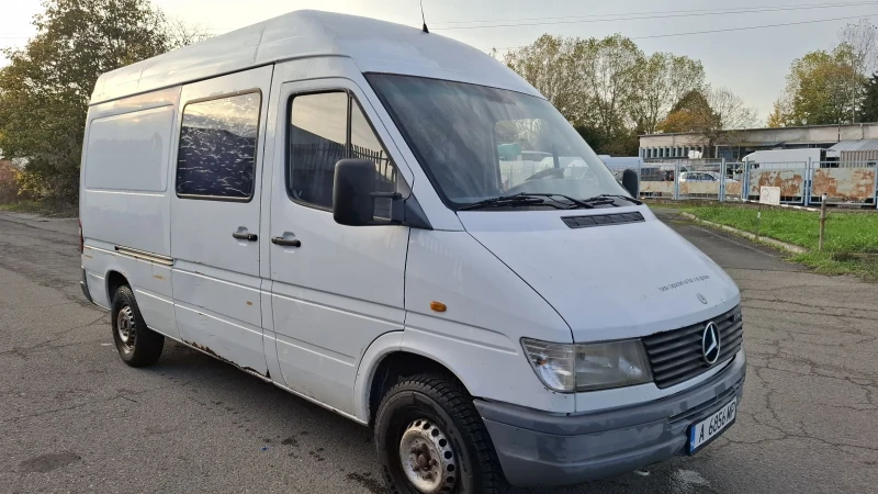 Mercedes-Benz Sprinter 208 НОВИ МАСЛА И ГУМИ