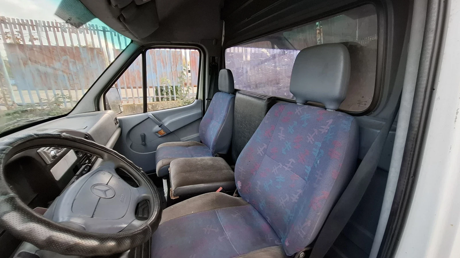 Mercedes-Benz Sprinter 208 НОВИ МАСЛА И ГУМИ - изображение 5