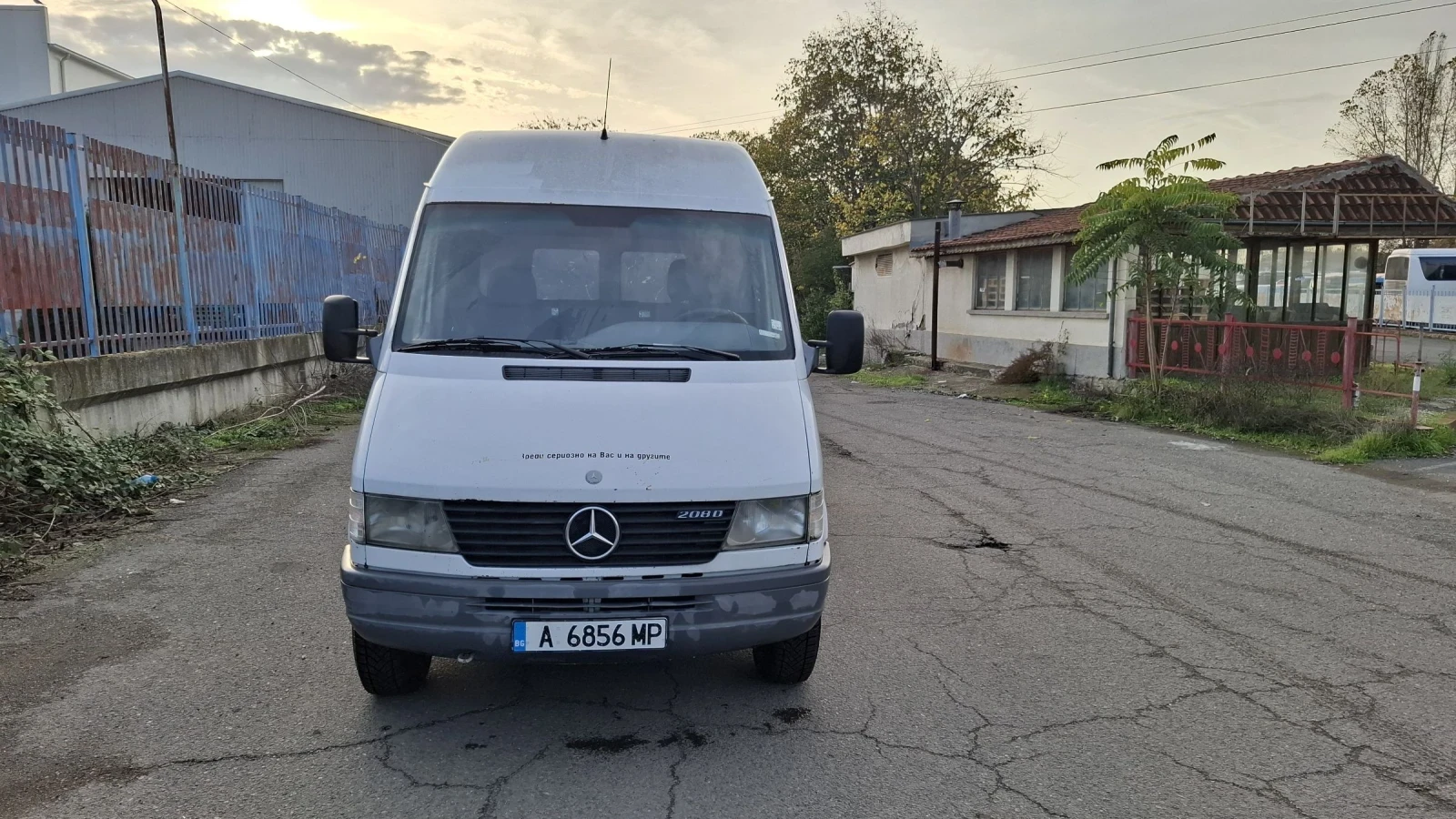 Mercedes-Benz Sprinter 208 НОВИ МАСЛА И ГУМИ - изображение 2