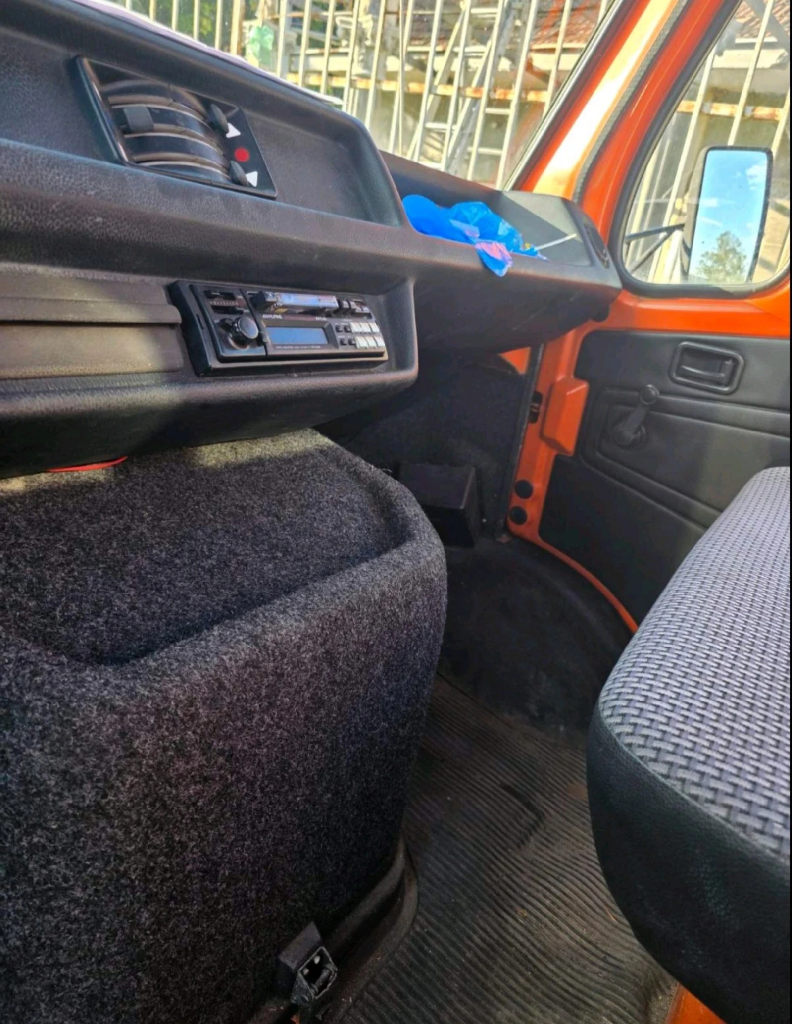 Mercedes-Benz 310 Пътна помощ / Платформа 92000km, снимка 17 - Бусове и автобуси - 54729010