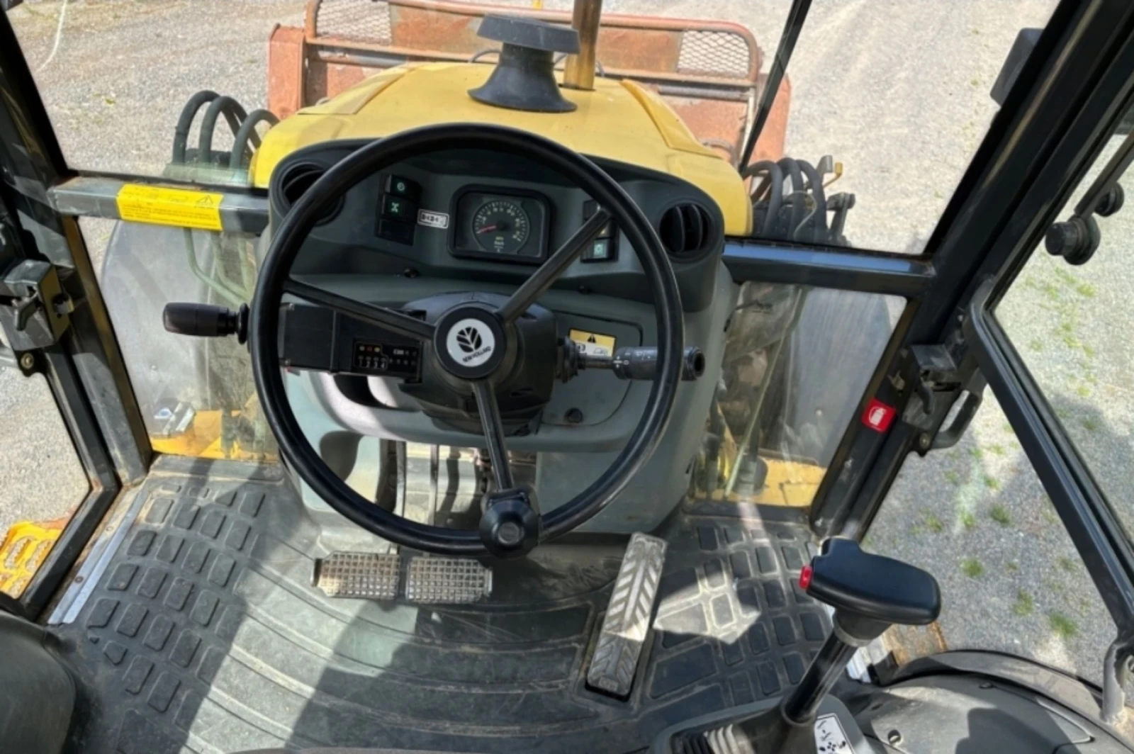 Багер New Holland  - изображение 5