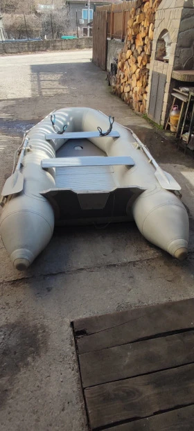 Надуваема лодка Собствено производство Tadpole с двигател Tohatsu, снимка 1