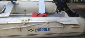 Надуваема лодка Собствено производство Tadpole с двигател Tohatsu, снимка 11 - Воден транспорт - 43279604