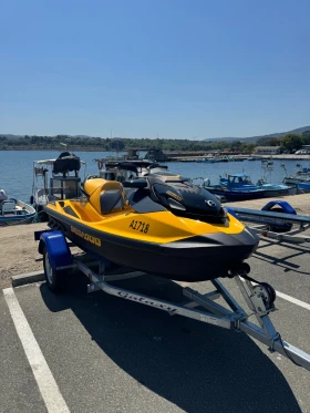 Джет Bombardier Sea Doo GTR230, снимка 2 - Воден транспорт - 52915403