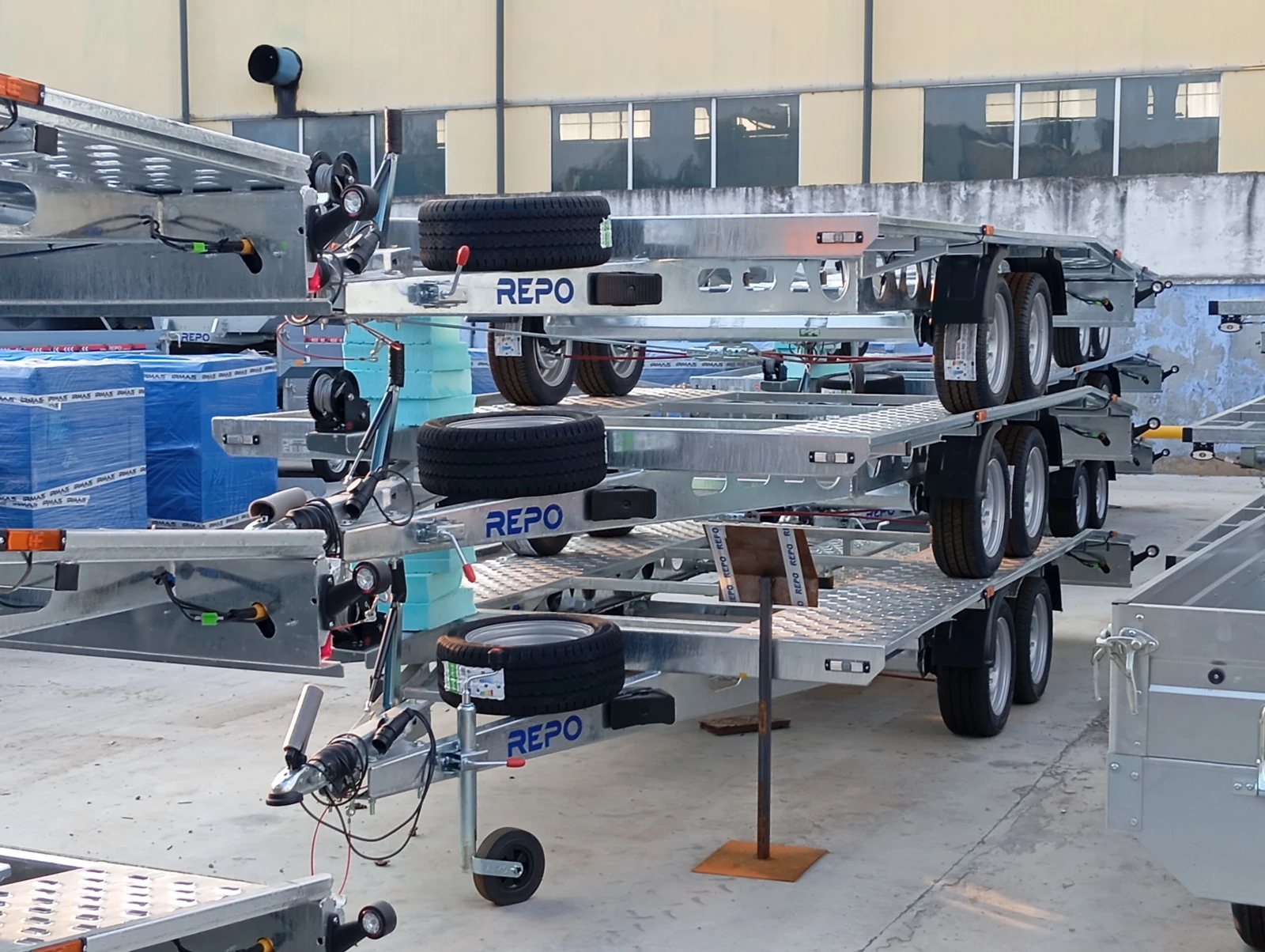 �� ��������� REPO -4.55/2.10-195/50/13-� | Mobile.bg � ����������� 15